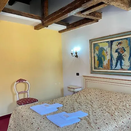 Ai Boteri Хостел *