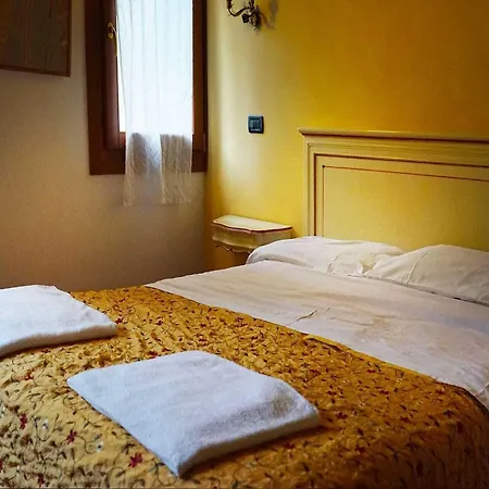 Hostel Ai Boteri