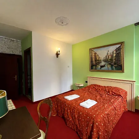 Hostel Ai Boteri *