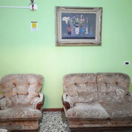 أي بوتيري بيت شباب *